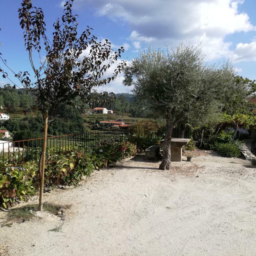 Ferienwohnung Casa Na Quinta De Valinhas Vitorino dos Piães Exterior foto